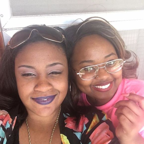 Meet your Posher, Dani - Picture 1 of 1